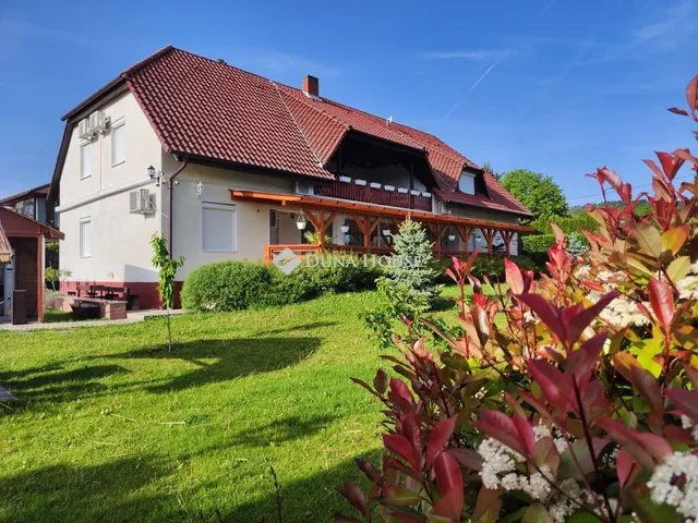 Eladó ház Gyenesdiás 278 nm