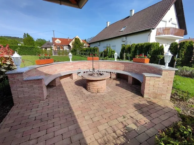 Eladó ház Gyenesdiás 278 nm