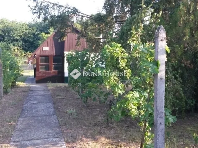 Eladó telek Veresegyház 1139 nm