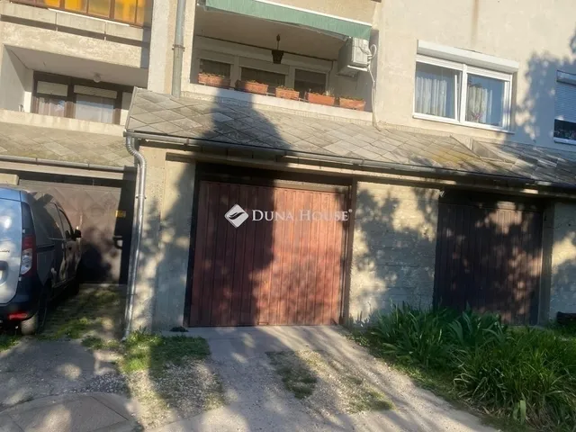 Eladó lakás Szigetszentmiklós 70 nm