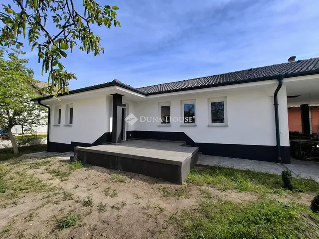 Eladó ház Gyál 88 nm