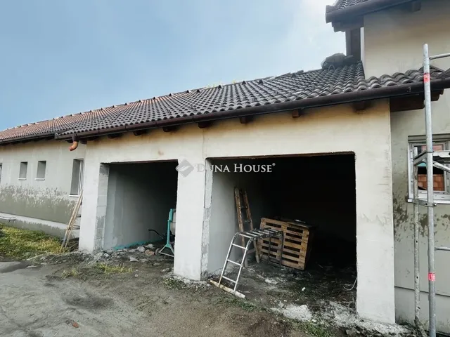 Eladó ház Monor 82 nm