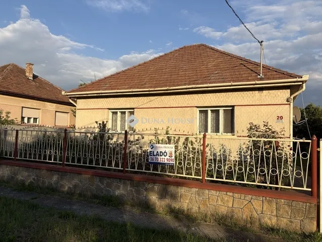 Eladó ház Ócsa 79 nm