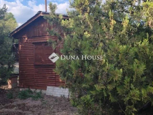 Eladó telek Dunaharaszti 1381 nm