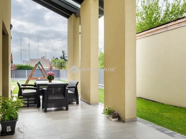 Eladó ház Budapest XX. kerület 214 nm