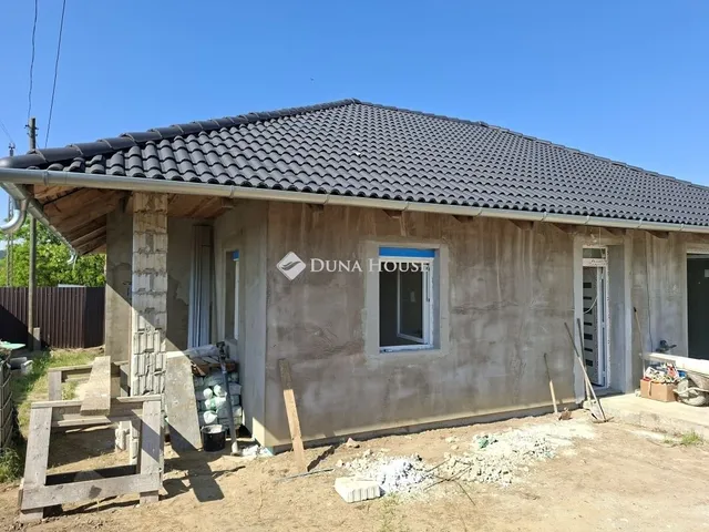 Eladó ház Isaszeg 95 nm