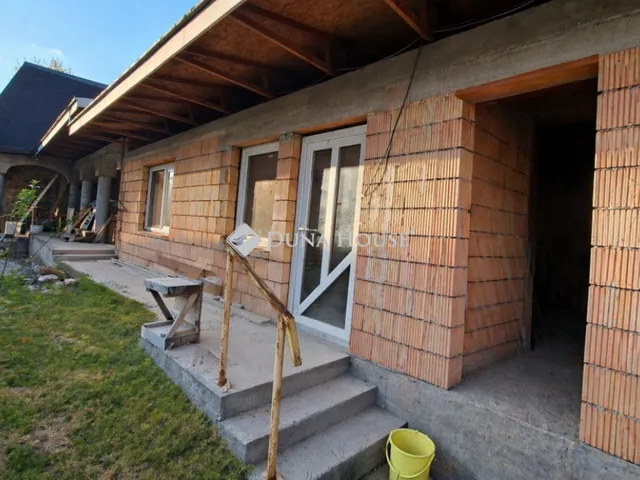 Eladó ház Dunaharaszti 390 nm