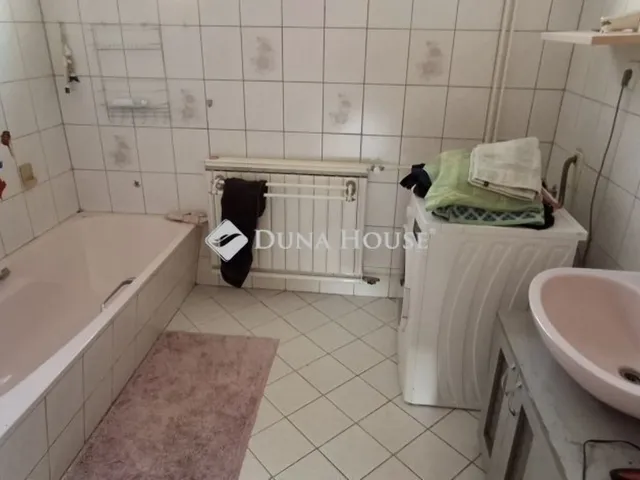 Eladó ház Taksony 105 nm