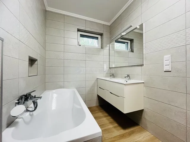 Eladó ház Tápiószecső 102 nm