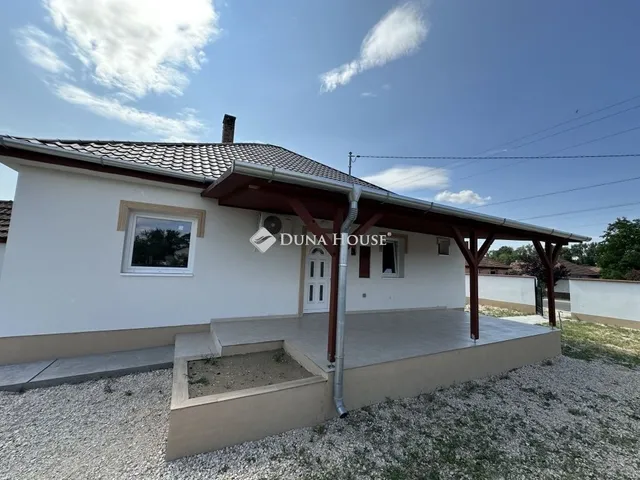 Eladó ház Örkény 53 nm