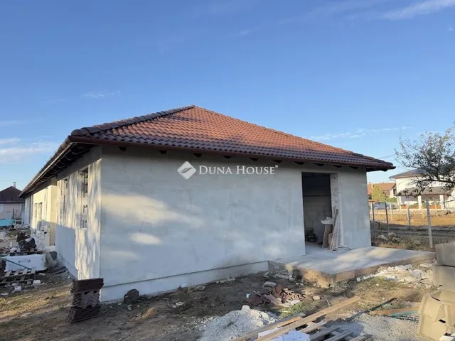 Eladó ház Monor 99 nm