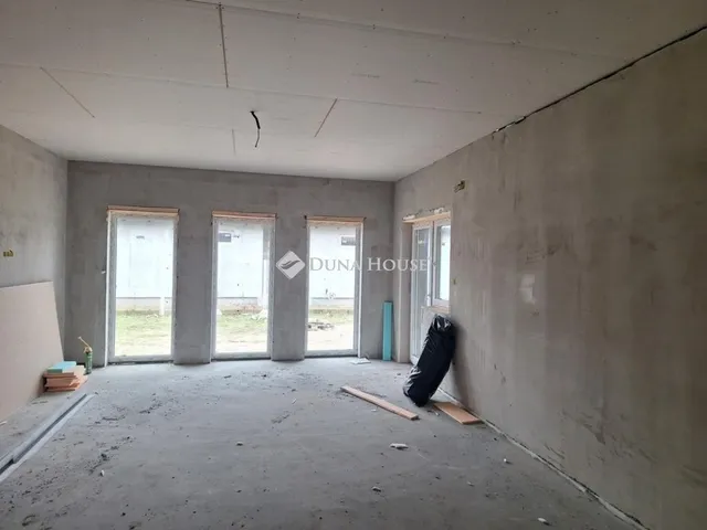 Eladó ház Kiskunlacháza 99 nm