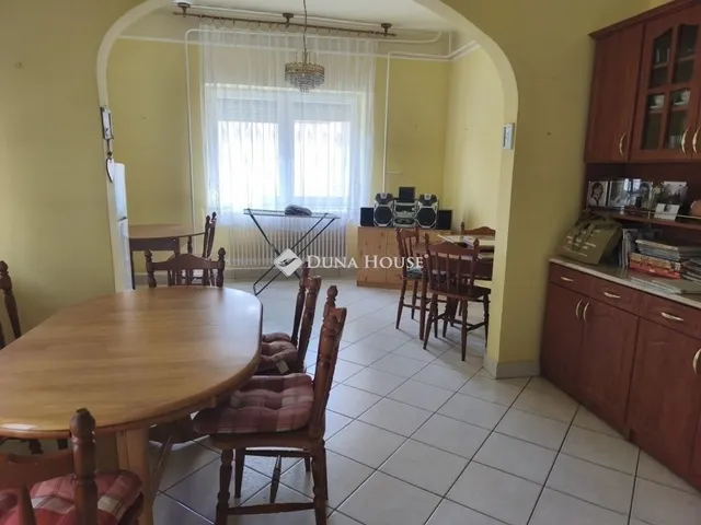 Eladó ház Alsónémedi 187 nm