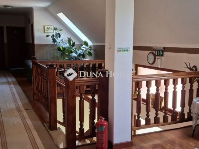 Eladó kereskedelmi és ipari ingatlan Zebegény 639 nm