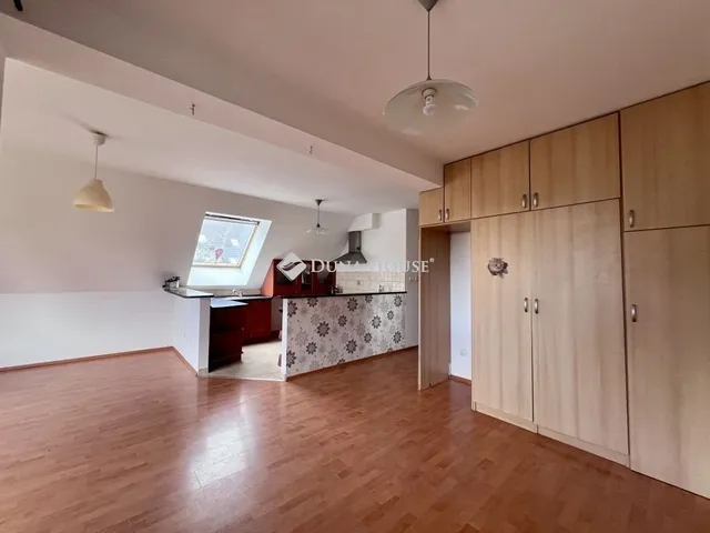 Eladó lakás Szigetszentmiklós 73 nm
