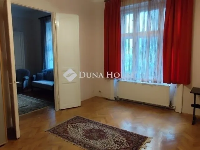 Eladó lakás Budapest VI. kerület 72 nm