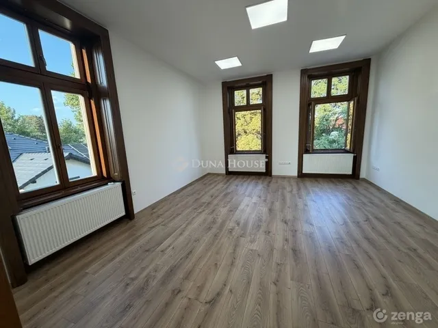 Eladó ház Maglód 218 nm