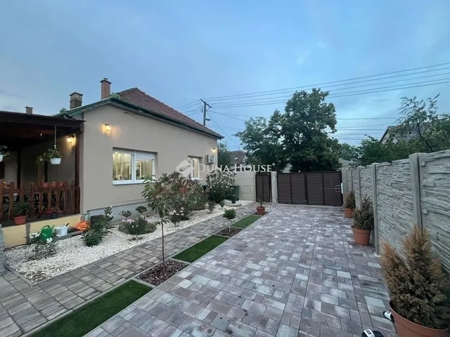 Eladó ház Budapest XX. kerület 130 nm