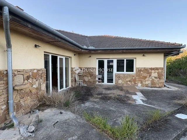 Eladó ház Kiskunlacháza 150 nm