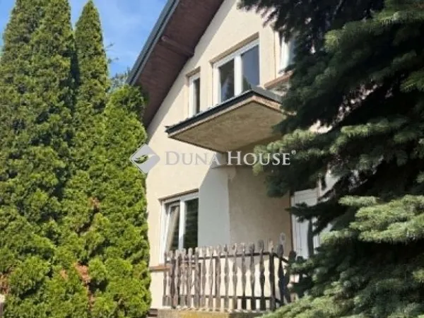 Eladó ház Szigetcsép 180 nm