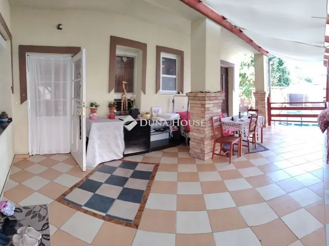 Eladó ház Dömsöd 90 nm