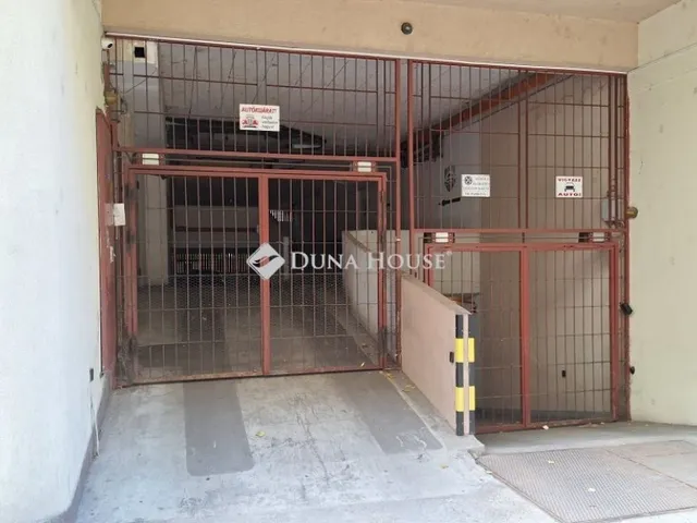 Kiadó garázs Budapest IX. kerület 15 nm