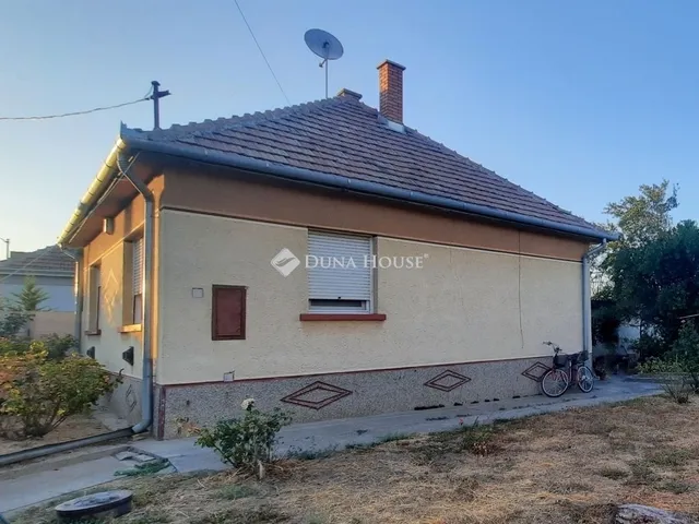 Eladó ház Kakucs 52 nm