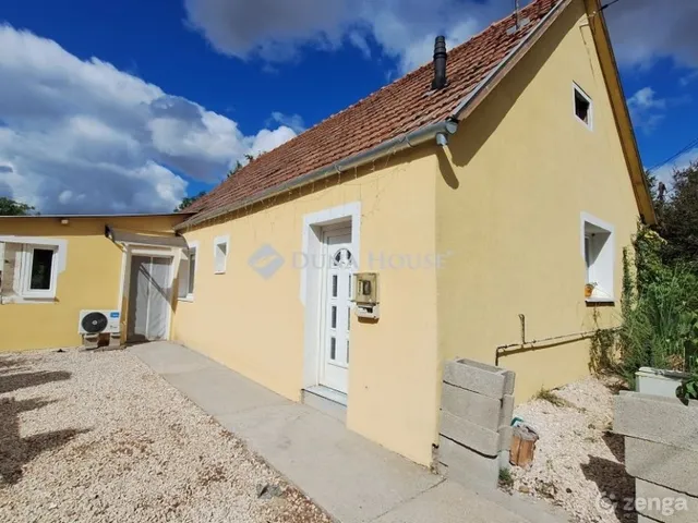 Eladó ház Vácszentlászló 95 nm