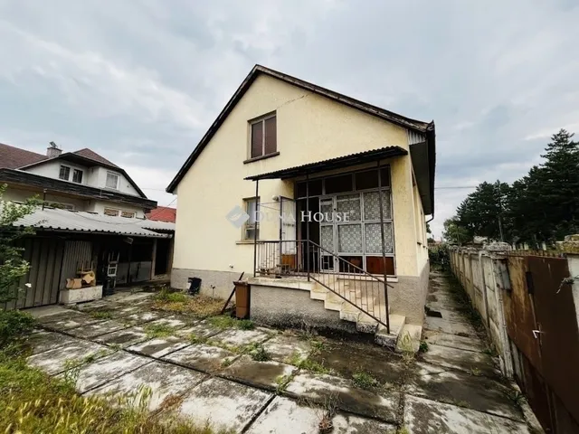 Eladó ház Tápiószecső 86 nm