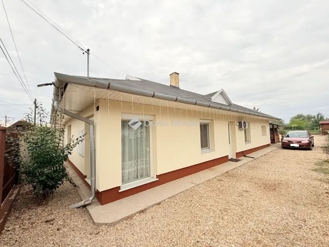 Eladó ház Bugyi 93 nm
