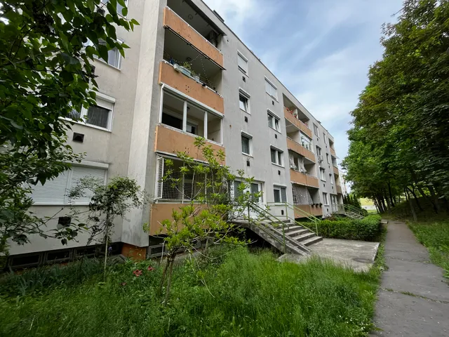 Eladó lakás Miskolc, Komlóstető 52 nm