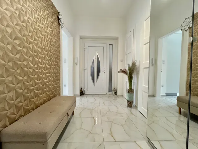 Eladó lakás Miskolc, Győri kapu 97 nm