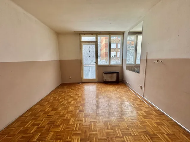 Eladó lakás Miskolc, Szentpéteri kapu 43 nm