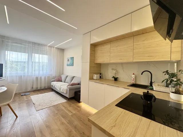 Eladó lakás Miskolc, Győri kapu 64 nm