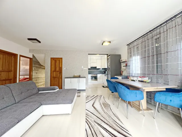 Eladó lakás Debrecen, Téglagyár 85 nm