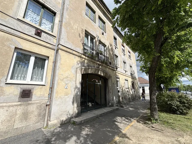 Eladó lakás Vác 50 nm