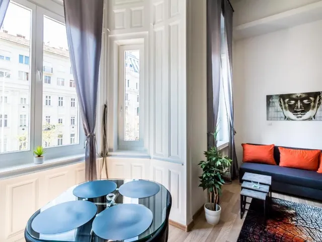 Eladó lakás Budapest VI. kerület 52 nm