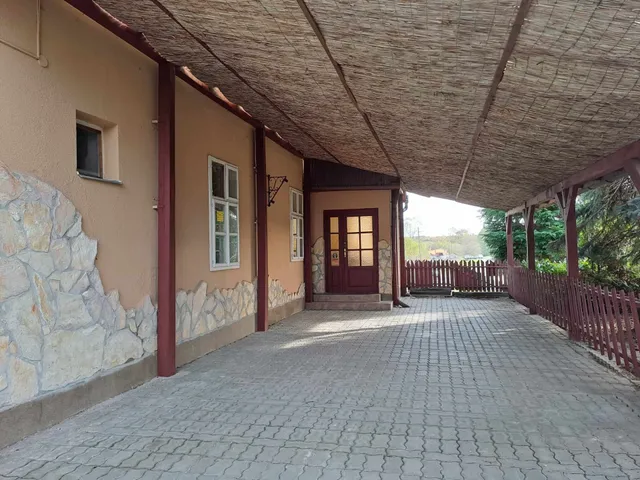 Eladó ház Lábod 306 nm
