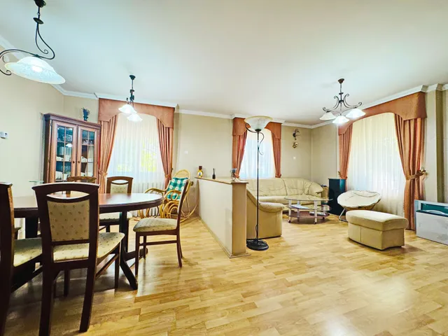 Eladó ház Debrecen, Veres Péter-kert 152 nm