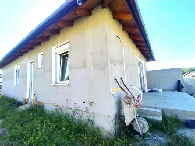 Eladó ház Vácrátót 96 nm
