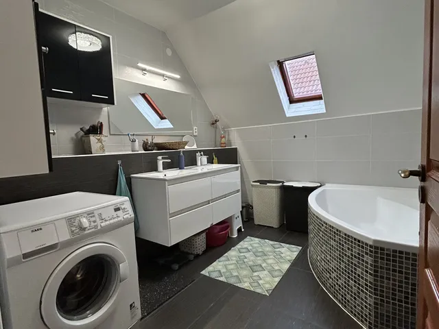 Eladó lakás Fót 86 nm