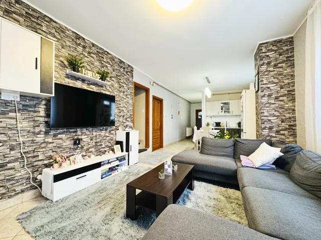 Eladó ház Hajdúsámson, Sámsonkert 171 nm