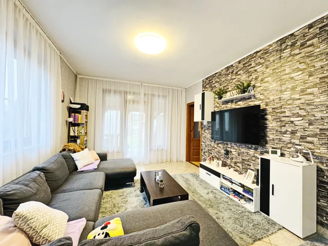 Eladó ház Hajdúsámson, Sámsonkert 171 nm