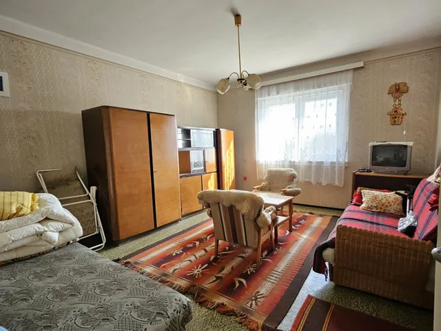 Eladó ház Kunszentmiklós, Kunbábony 136 nm