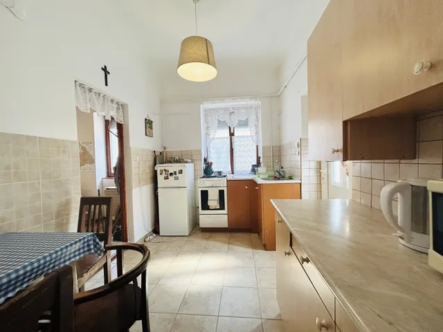 Eladó lakás Vác, Belváros 34 nm