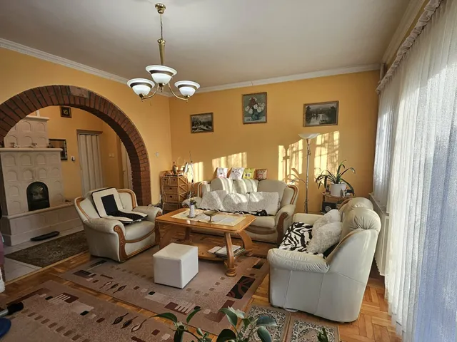 Eladó ház Felsőpakony 95 nm