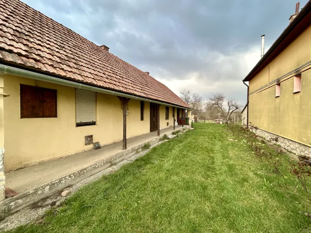 Eladó ház Magyaratád 72 nm