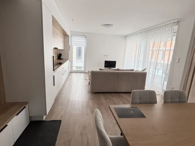 Eladó lakás Balatonlelle 72 nm