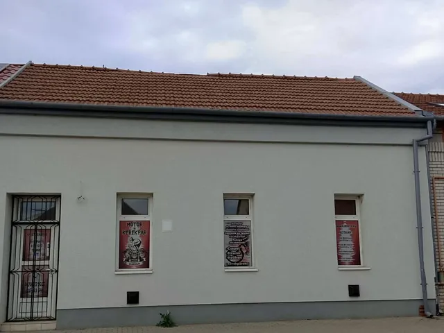 Eladó kereskedelmi és ipari ingatlan Csenger 44 nm