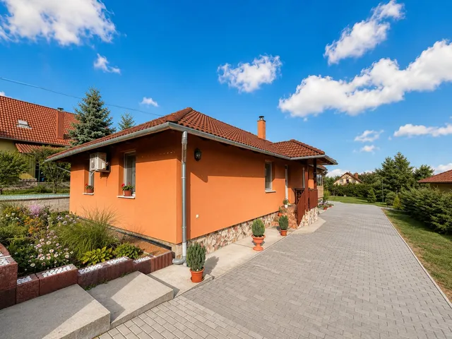 Eladó ház Erdőkertes 120 nm